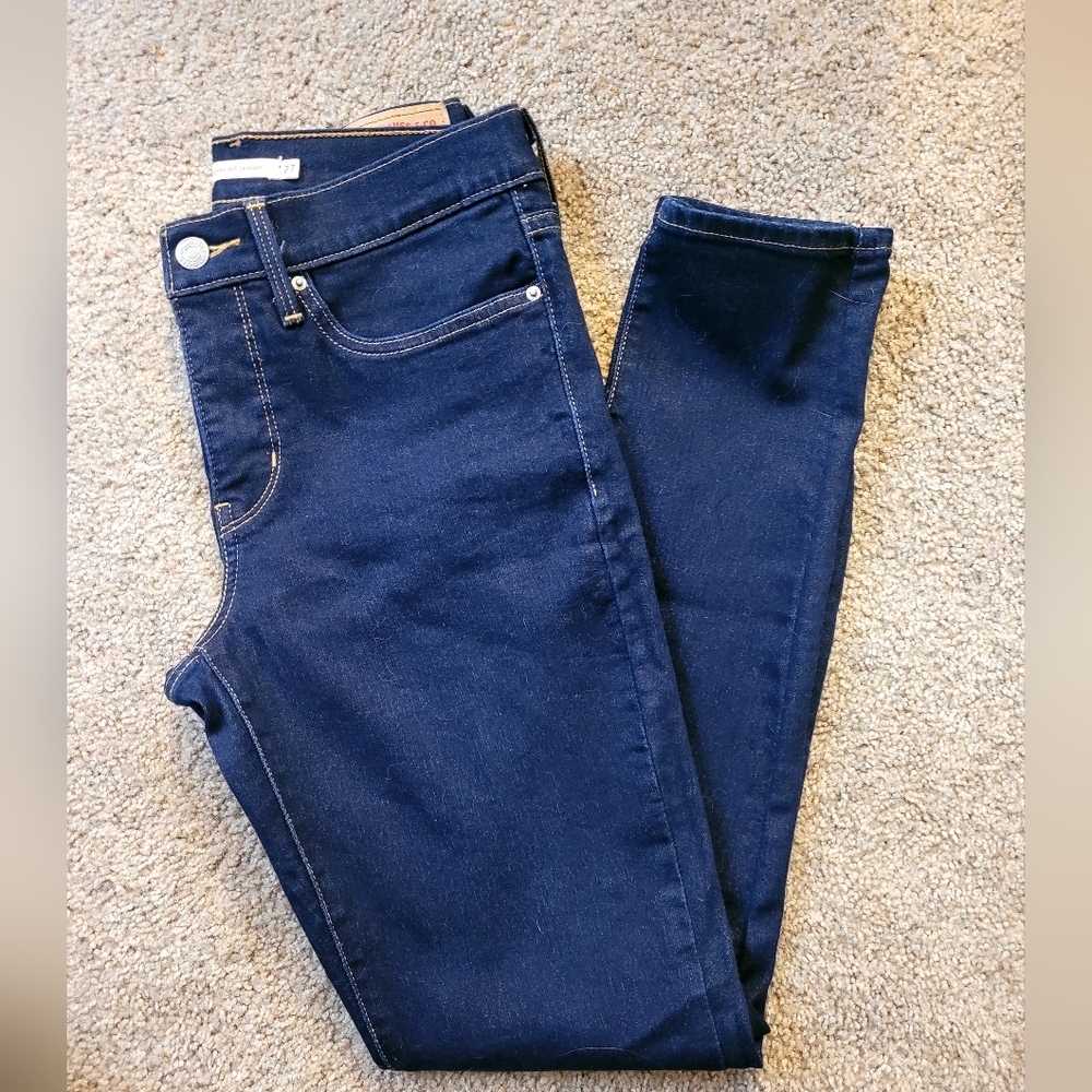 Levi's 311 Shaping Skinny Jeans